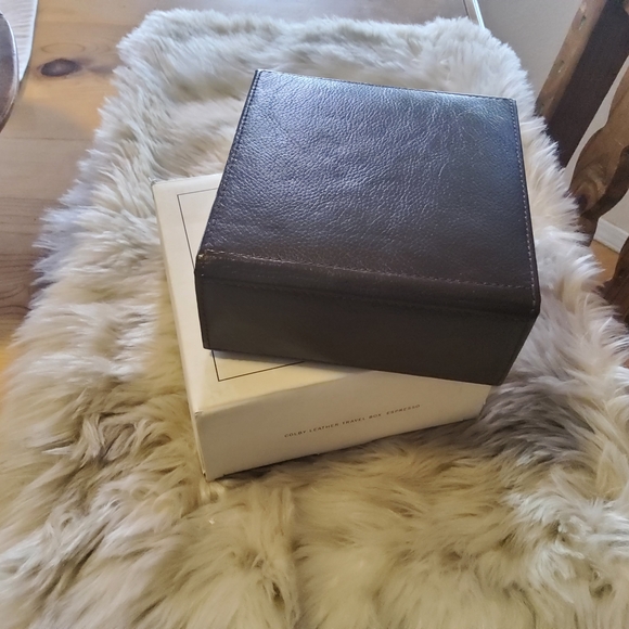 Pottery Barn Other - Pottery Barn Colby Leather Travel Box "Espresso" EUC